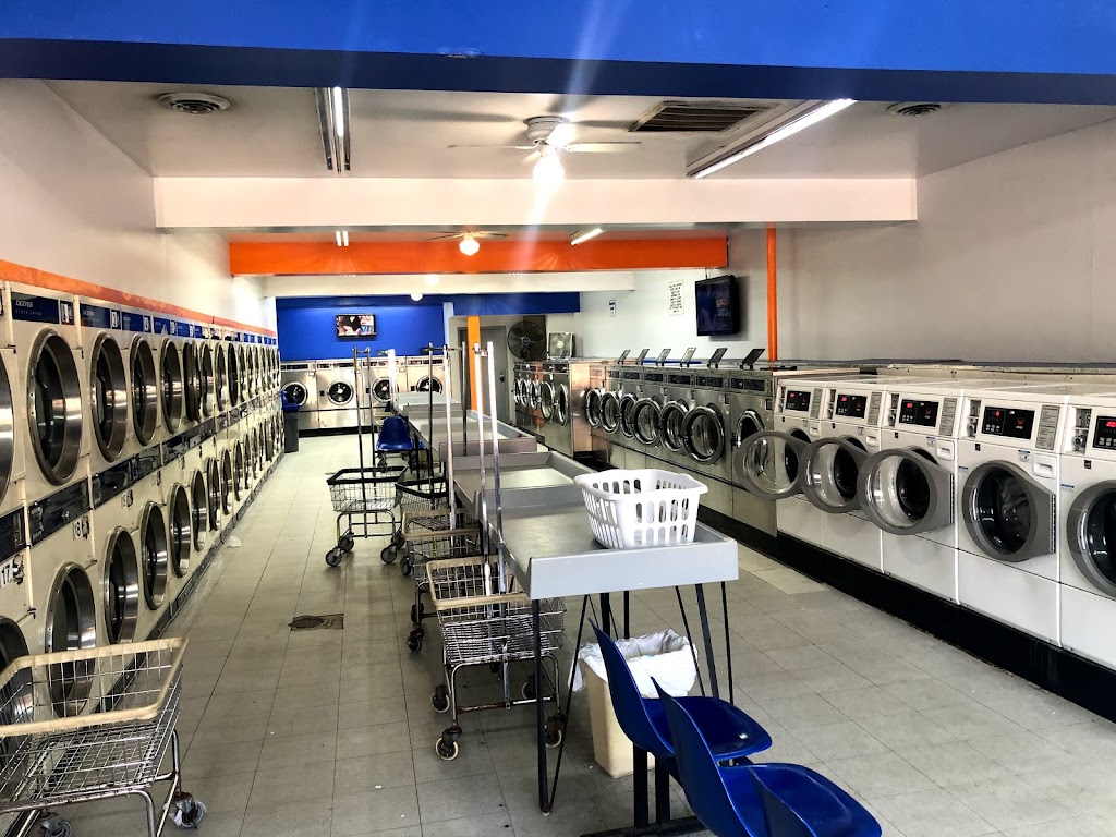 Bams Laundry World II | 1518 E Washington St, Joliet, IL 60433, USA | Phone: (312) 646-0303