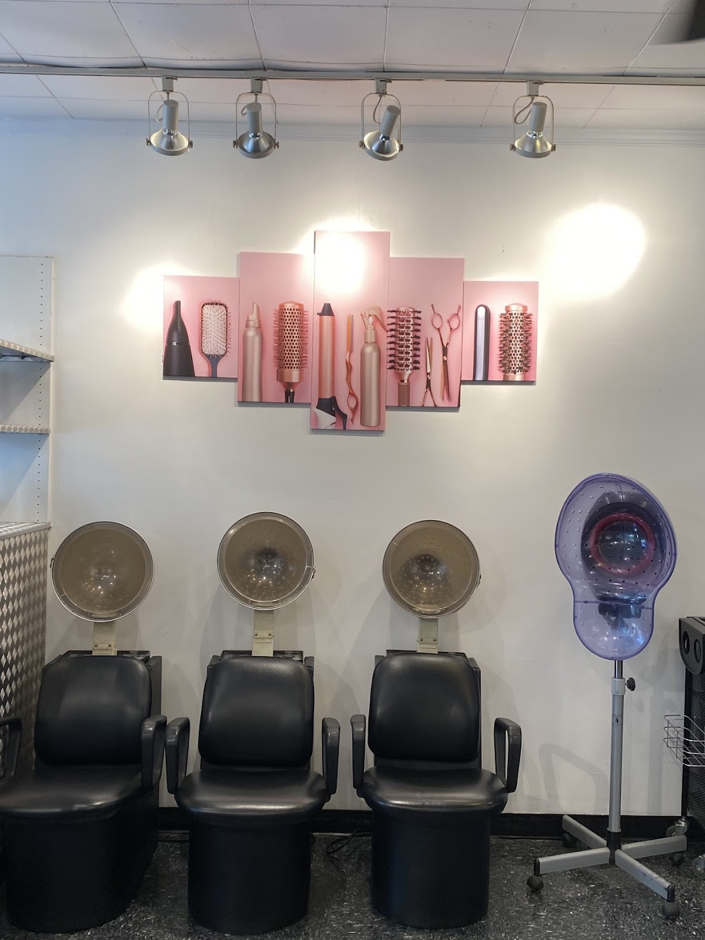 Alexis Hair Studio | 29 Old Tappan Rd, Tappan, NY 10983, USA | Phone: (845) 359-2565