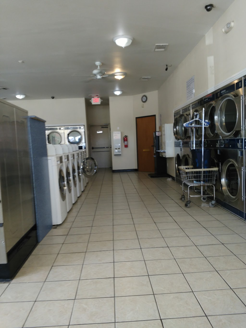 Colony Wash & Dry | 5205 S Colony Blvd # A, The Colony, TX 75056, USA | Phone: (940) 205-1774