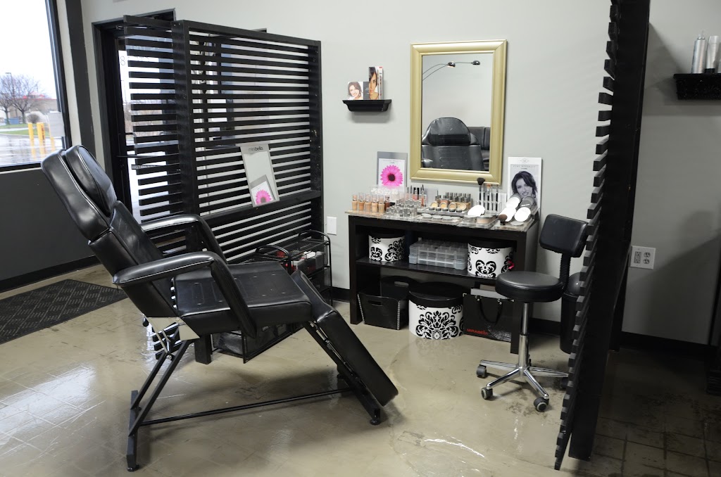 4% Hair And Makeup Salon | 2481 E Main St Suite 180, Plainfield, IN 46168 | Phone: (317) 319-7934