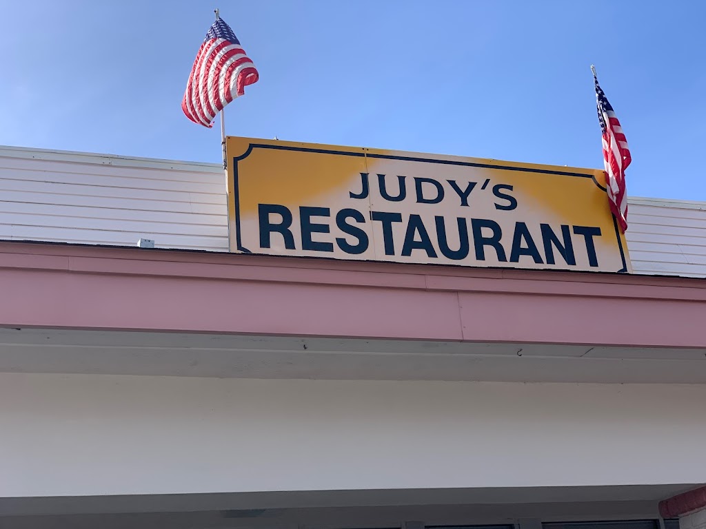 Judys Restaurant | 9516 Cortez Rd W, Bradenton, FL 34210, USA | Phone: (941) 795-6222