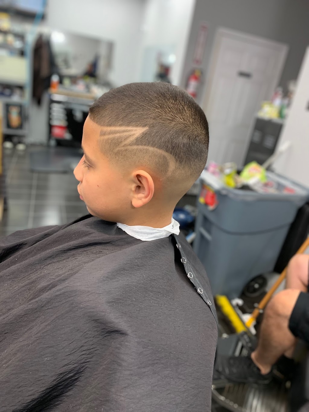 5 Star Barbershop | 201 W Glade Rd 200 Ste. H, Euless, TX 76039, USA | Phone: (817) 239-1985