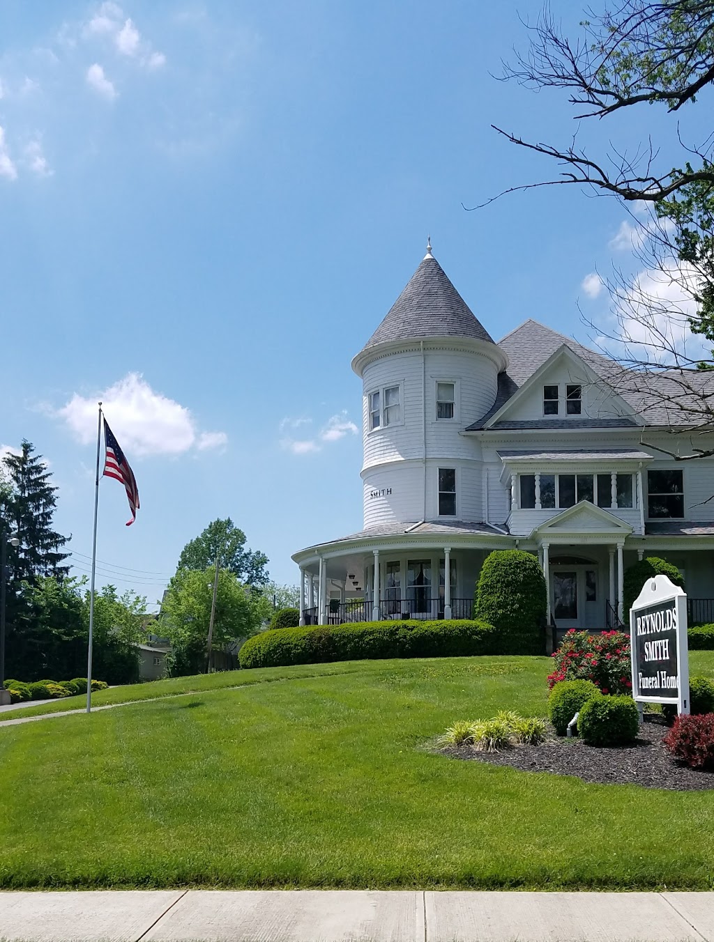 Reynolds-Smith Funeral Home | 327 N South St, Wilmington, OH 45177, USA | Phone: (937) 382-2323