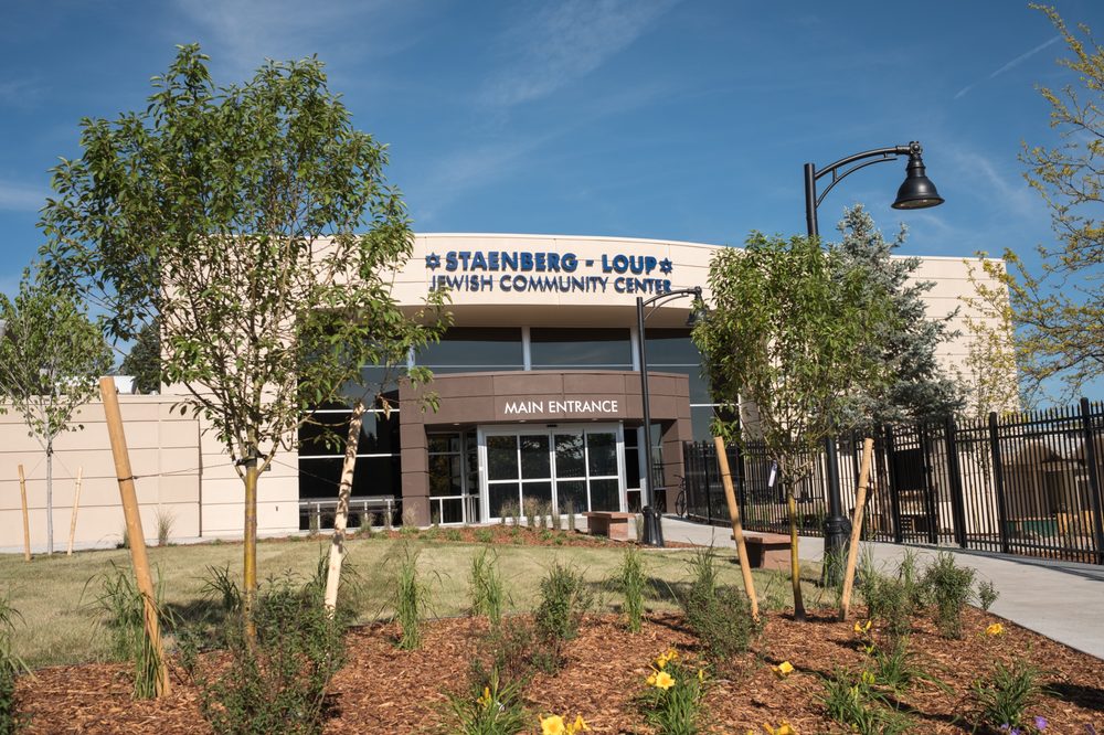 Staenberg-Loup Jewish Community Center | 350 S Dahlia St, Denver, CO 80246, United States | Phone: (303) 399-2660