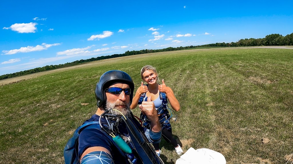 Skydive Central New York | 3027 Ditmar Rd, Weedsport, NY 13166, USA | Phone: (315) 535-7777