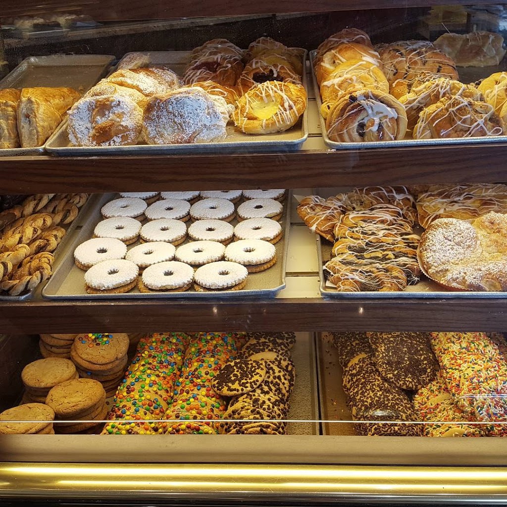 Gencarellis Bakery | 446 Broad St, Bloomfield, NJ 07003, USA | Phone: (973) 743-1480