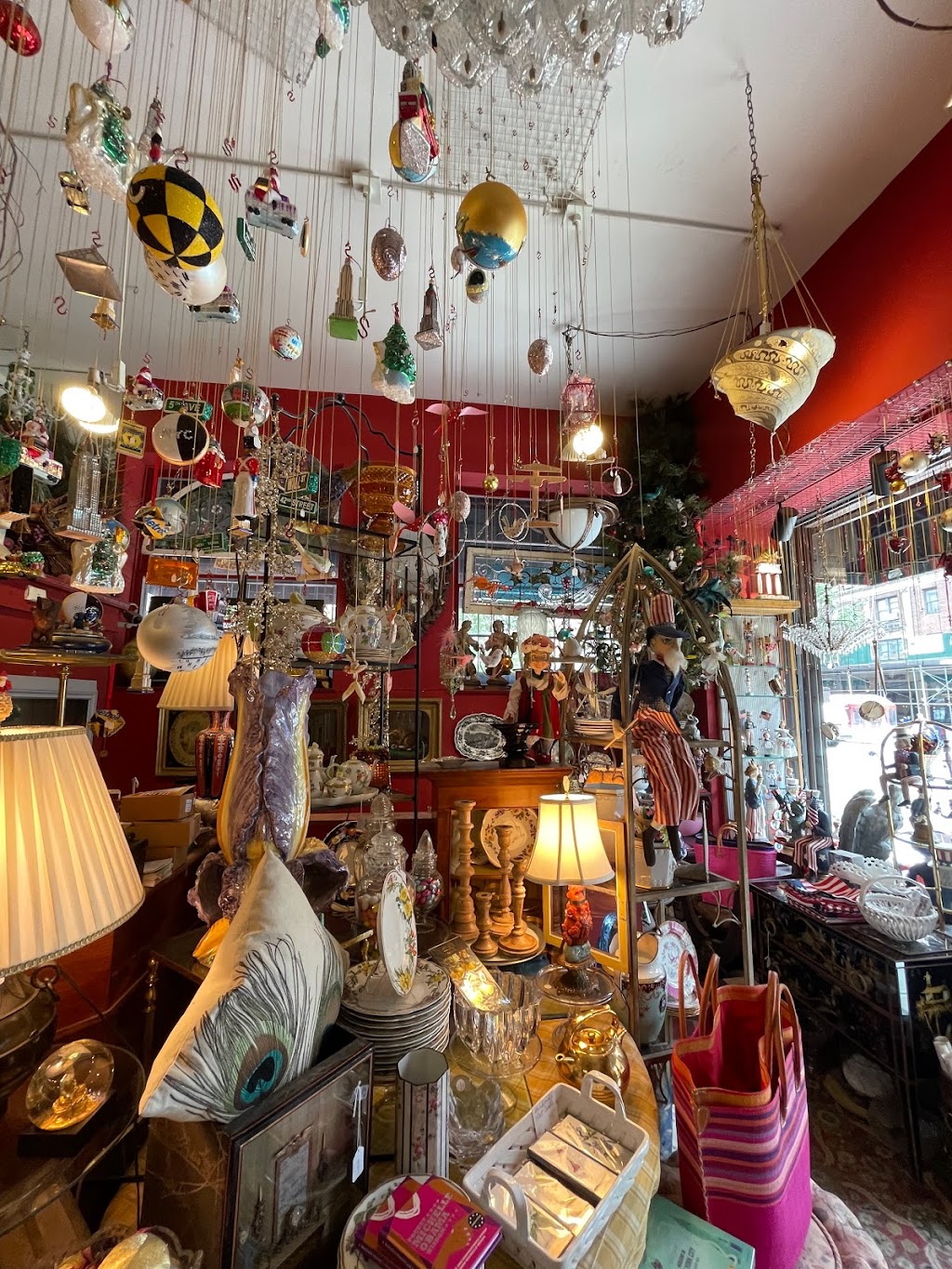 More & More Antiques | 378 Amsterdam Ave, New York, NY 10024, USA | Phone: (212) 580-8404