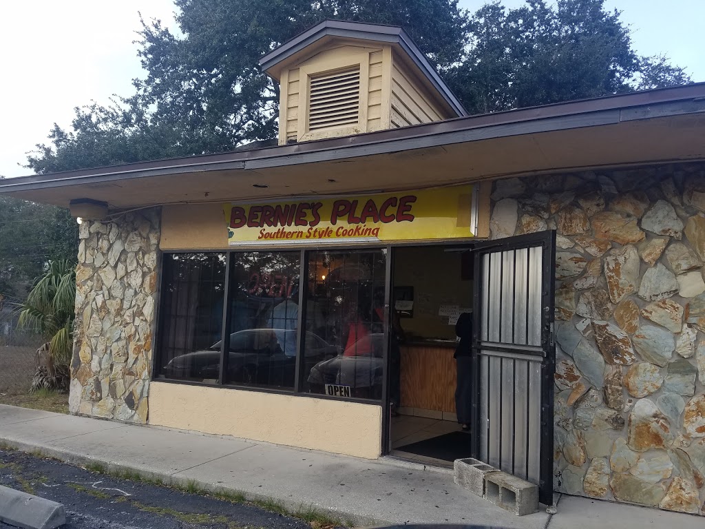 Bernies | 3135 18th Ave S, St. Petersburg, FL 33712, USA | Phone: (727) 687-1478