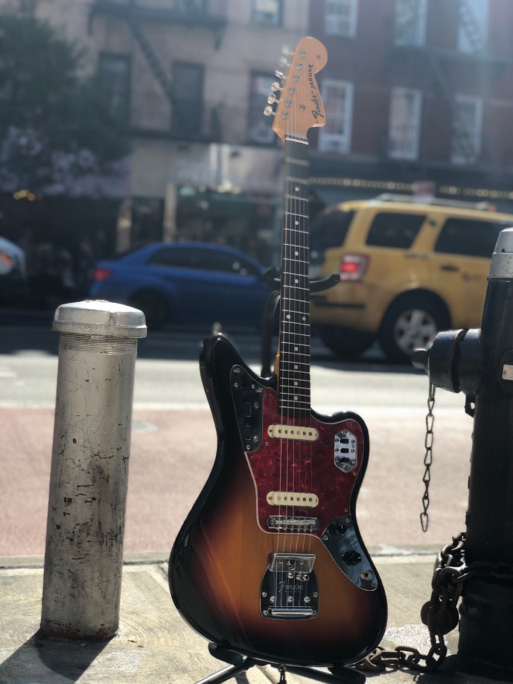 Brothers Guitar & Record Shop - Buy, Sell, Repair & Maintenance | 316 E 84th St, New York, NY 10028, USA | Phone: (646) 559-8771