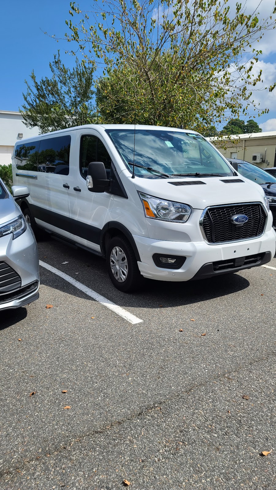 Avis Car Rental | 3333 Western Branch Blvd, Chesapeake, VA 23321, USA | Phone: (757) 484-2951