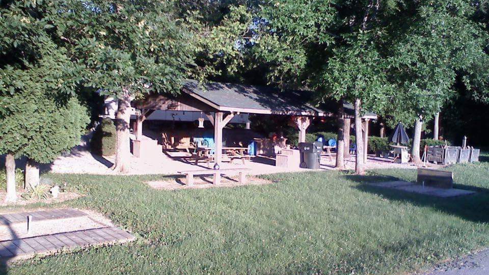 Hones Pointe Campground and park | 1363 Thornhill Dr, Pendleton, KY 40055, USA | Phone: (502) 741-4725