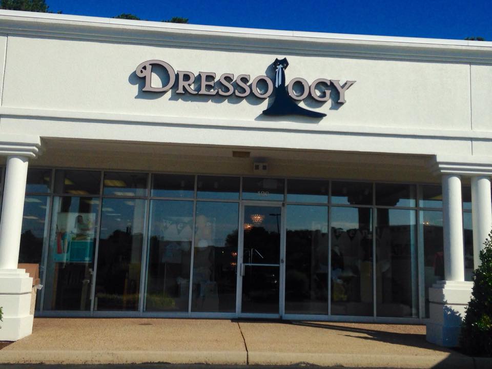 Dressology | Hilltop East Shopping Center, 1556 Laskin Rd #126, Virginia Beach, VA 23451, USA | Phone: (757) 428-0900