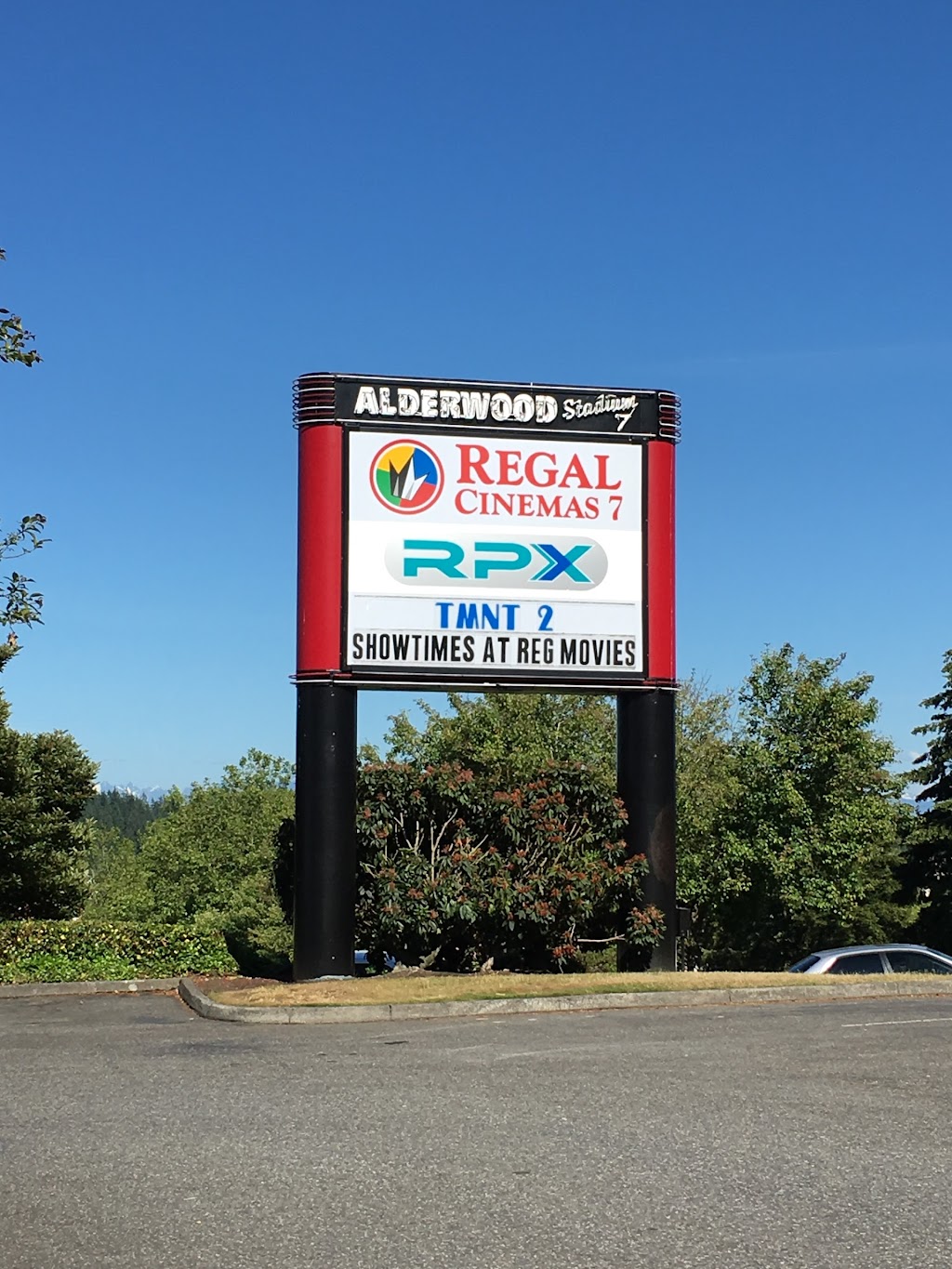 Regal Alderwood | 3501 184th St SW, Lynnwood, WA 98037, USA | Phone: (844) 462-7342