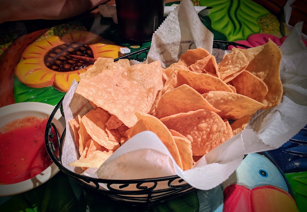 Cancun Mexican Restaurant and Cantina | 11997 Chase Plaza Dr, Cincinnati, OH 45240, USA | Phone: (513) 674-0012