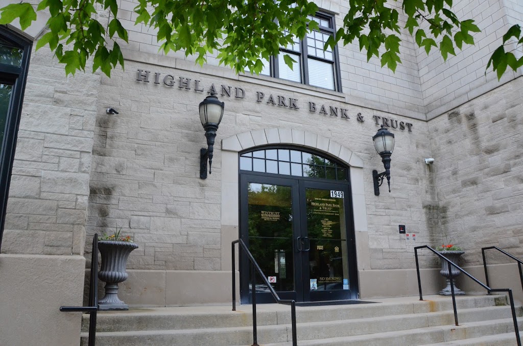 Highland Park Bank & Trust | 1949 St Johns Ave, Highland Park, IL 60035 | Phone: (847) 432-9988