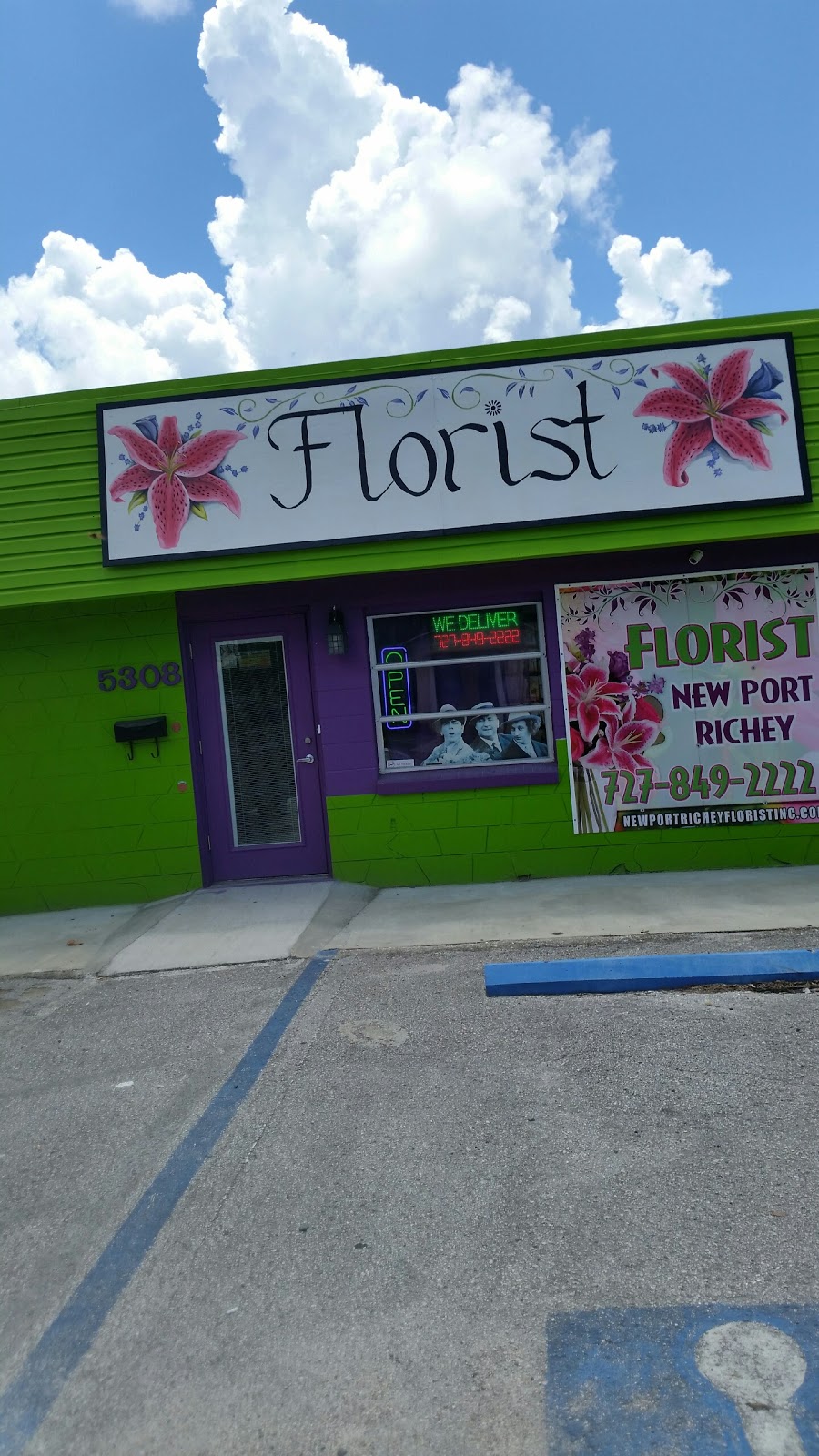 New Port Richey Florist | 5510 River Rd Ste #106, New Port Richey, FL 34652, USA | Phone: (727) 849-2222