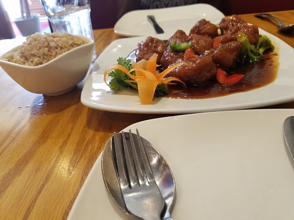 Yum Asian Bistro | 2721 Little Elm Pkwy #215, Little Elm, TX 75068, USA | Phone: (214) 872-4436