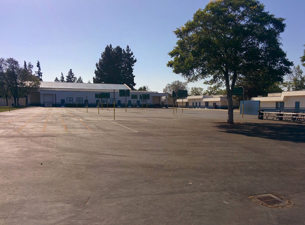 De Vargas Elementary School | 5050 Moorpark Ave, San Jose, CA 95129 | Phone: (408) 252-0303