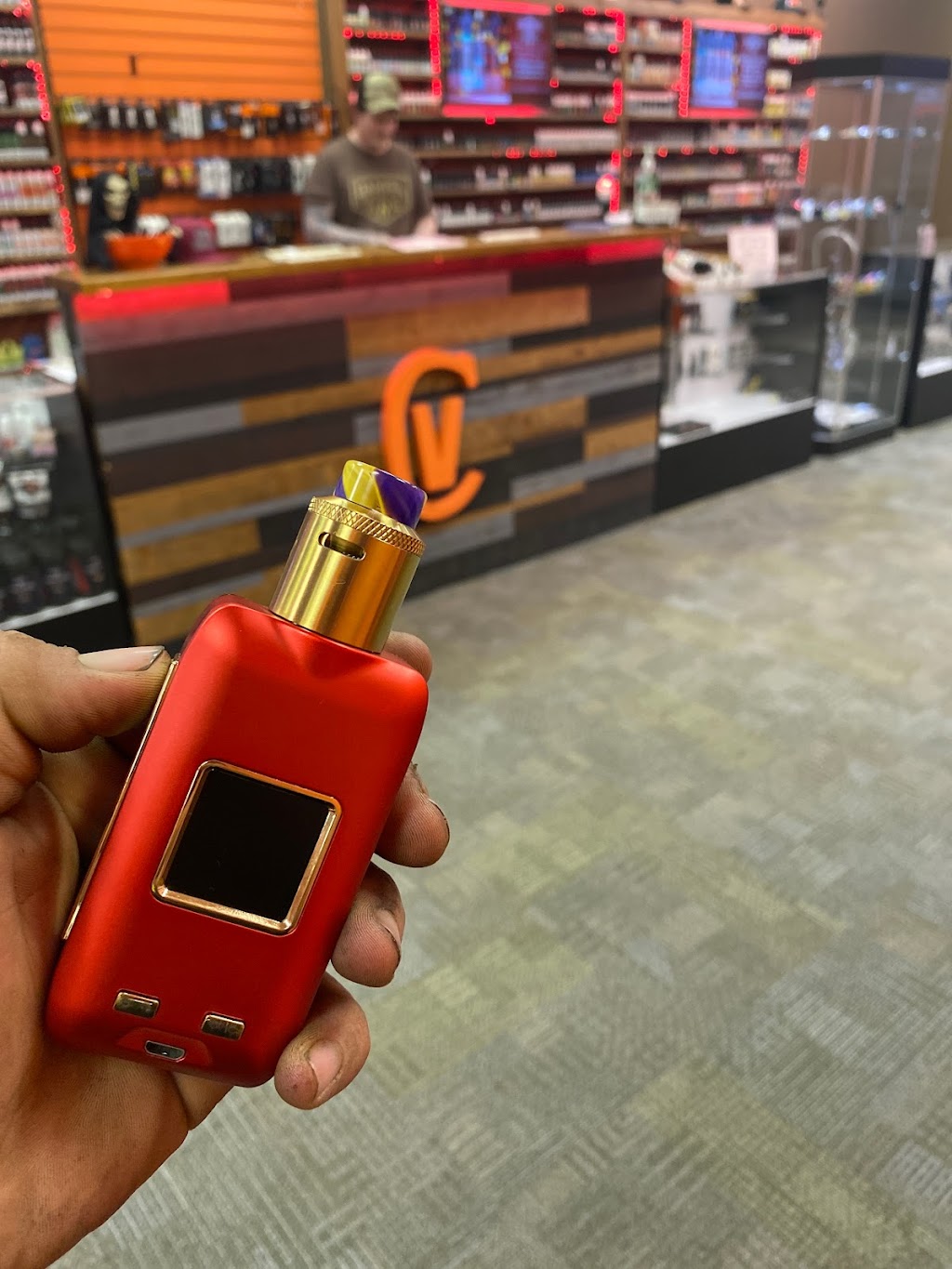 Chasin Vapors | 225 Hostetler Rd, Orrville, OH 44667, USA | Phone: (330) 682-0844