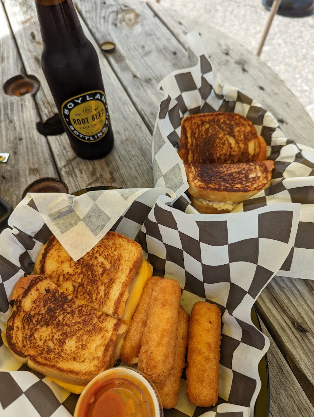 Melted Grilled Cheese | 530 Columbus Ave, Littlestown, PA 17340, USA | Phone: (223) 272-0277