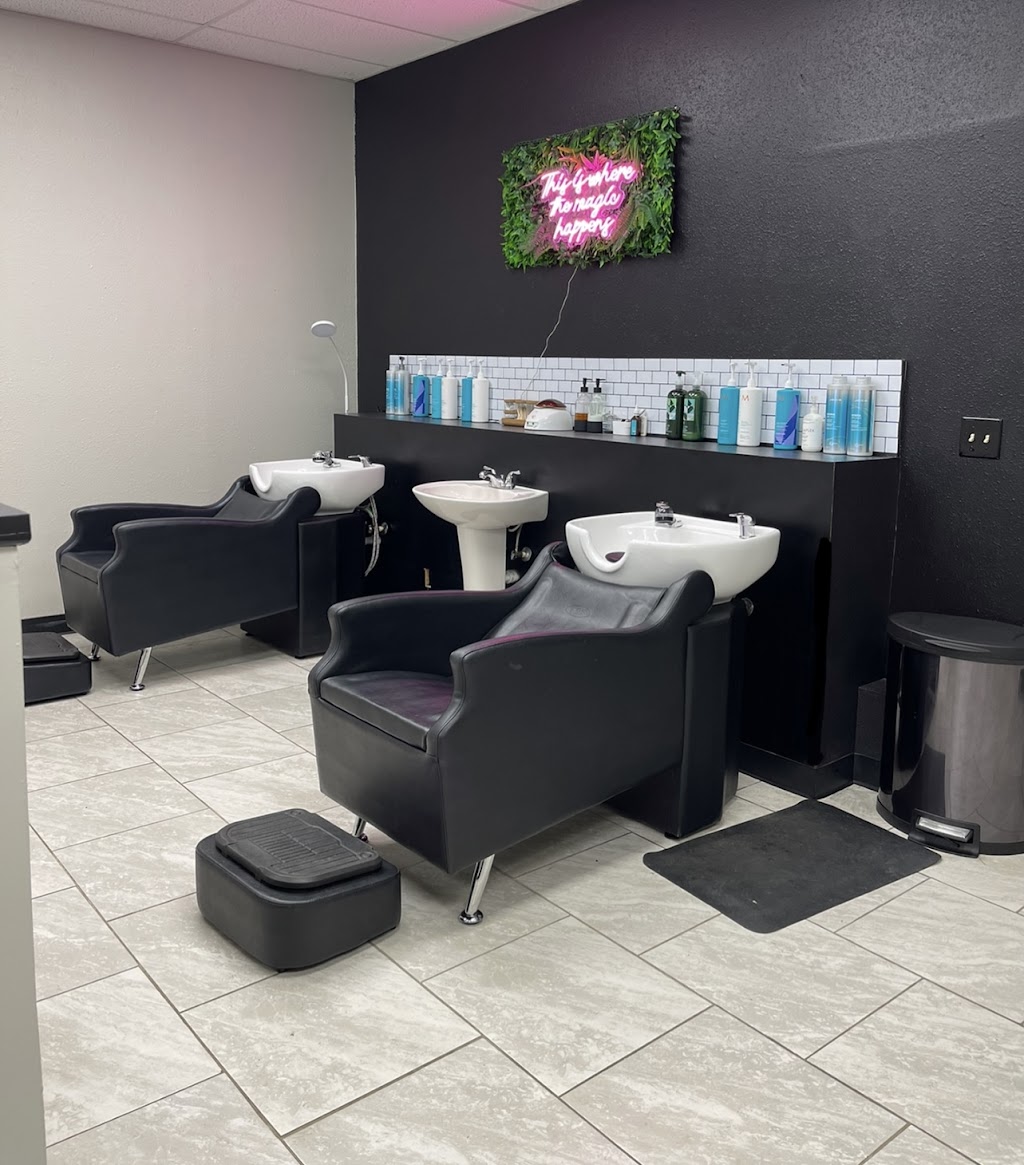 Vanity Lounge | 4017 Nowata Rd, Bartlesville, OK 74006, USA | Phone: (918) 883-1190