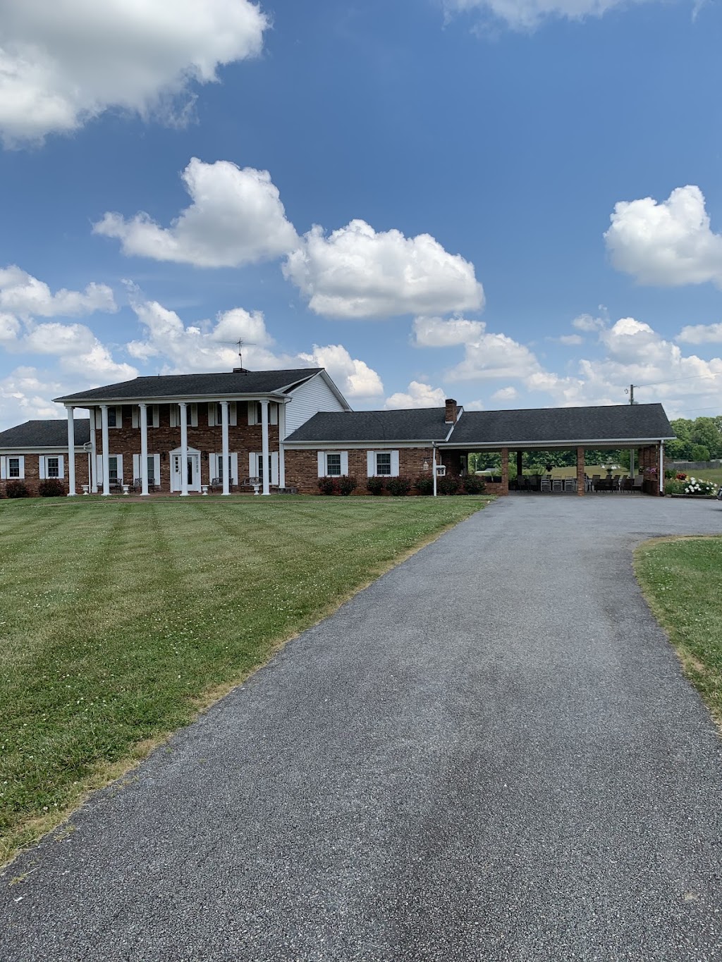 Share-A-Home of Yadkin County | 2800 Woodruff Rd, Boonville, NC 27011, USA | Phone: (336) 367-5420