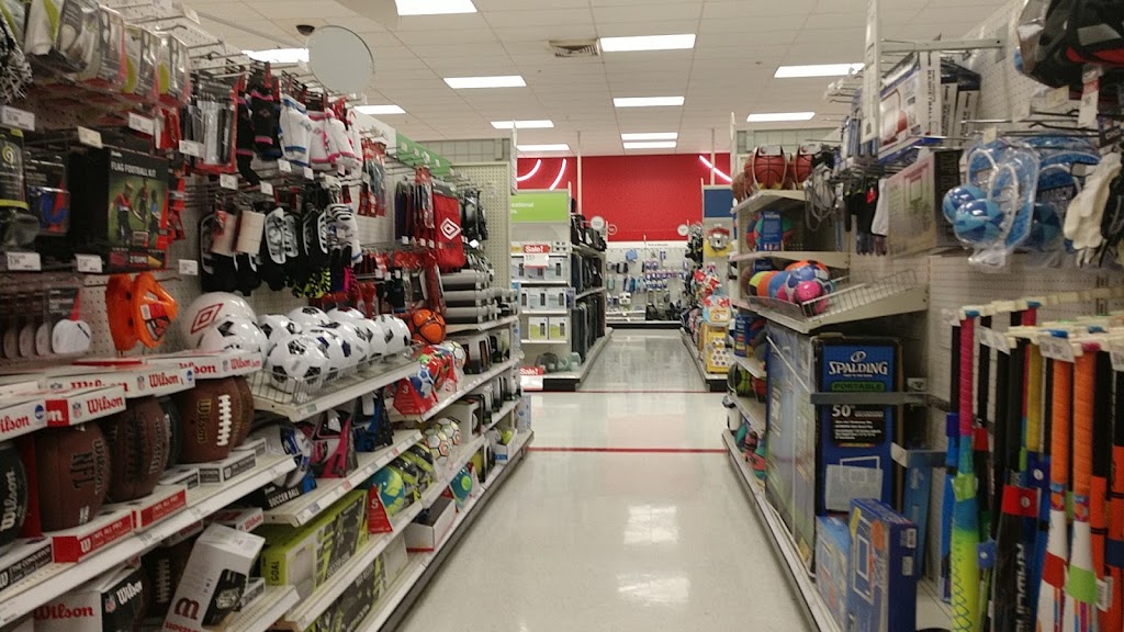 Target | 950 E 33rd St, Signal Hill, CA 90755, USA | Phone: (562) 427-7751