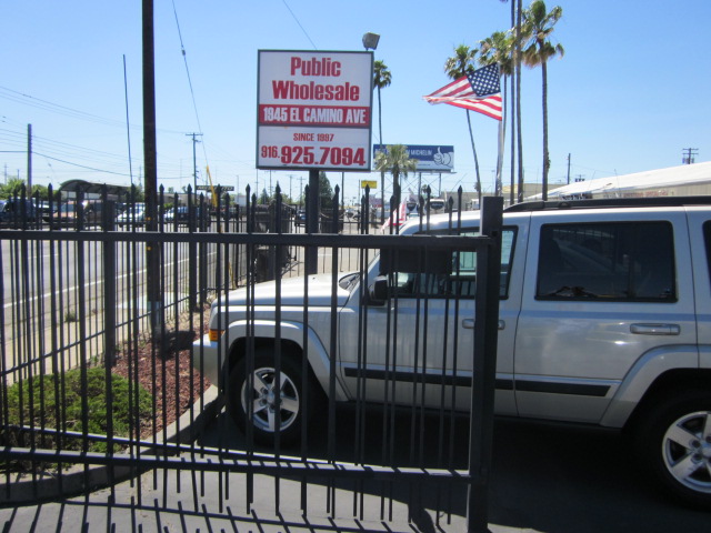 Public Wholesale | 1945 El Camino Ave, Sacramento, CA 95815, USA | Phone: (916) 925-7094