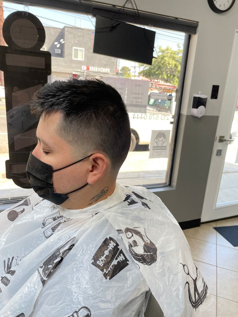 La Barberia Barber Shop | 2725 Fletcher Dr, Los Angeles, CA 90039, USA | Phone: (213) 678-0444