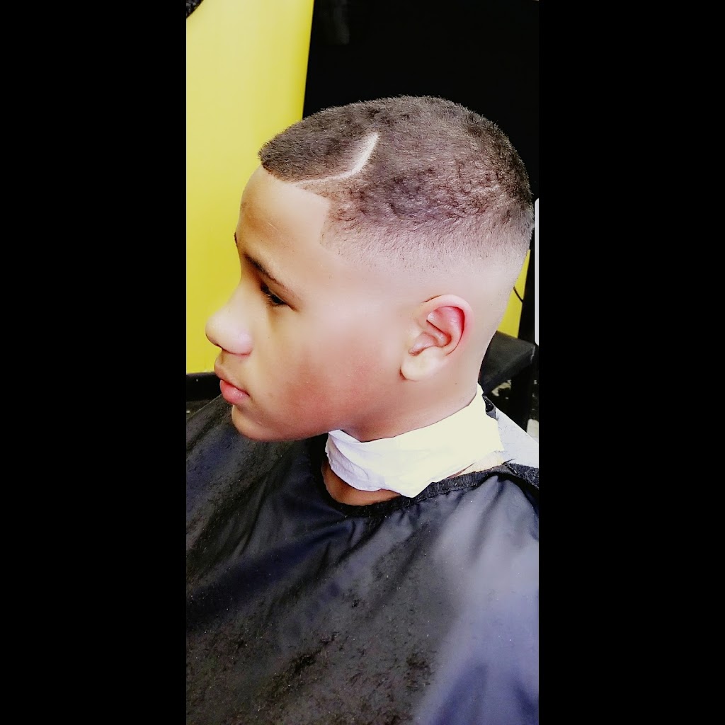 Crawford Cutz Barbershop | 7296 Parkway Dr #100th, Leeds, AL 35094 | Phone: (205) 427-3100