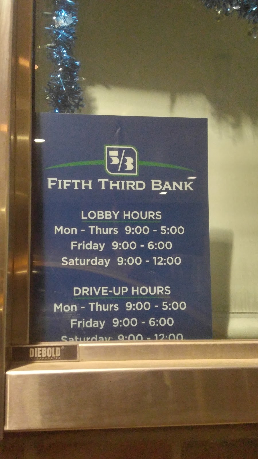 Fifth Third Bank & ATM | 2152 Schorrway Dr NW, Lancaster, OH 43130 | Phone: (740) 689-5300