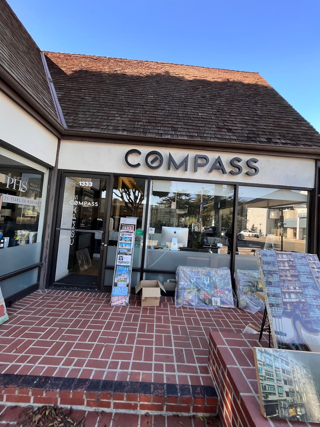 COMPASS Real Estate | 1333 Montana Ave, Santa Monica, CA 90403, USA | Phone: (310) 382-8500