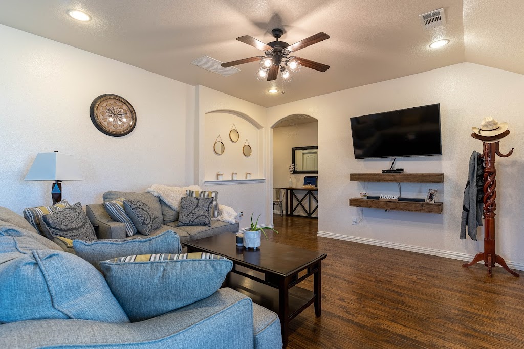 Espinoza Realty Group | 2813 S Hulen St Ste., 150, Fort Worth, TX 76109 | Phone: (682) 200-9580