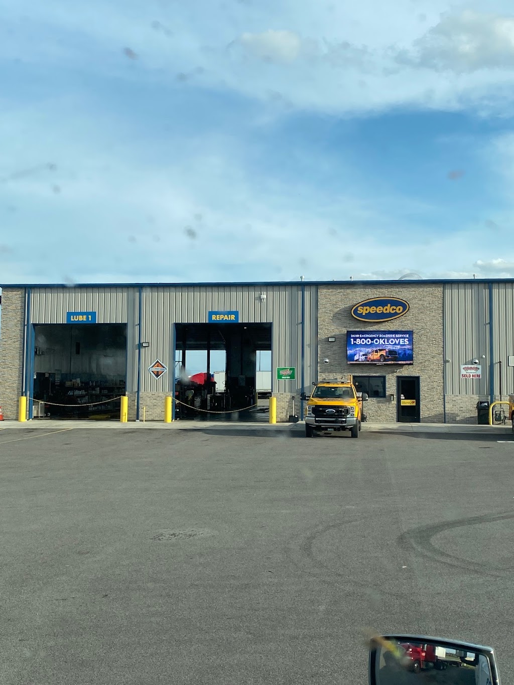 Loves Truck Care | 775 American Rd, Napoleon, OH 43545, USA | Phone: (419) 766-6036