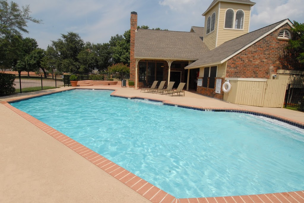 Cambridge Village Apartments | 1402 N Valley Pkwy, Lewisville, TX 75077, USA | Phone: (469) 729-2939