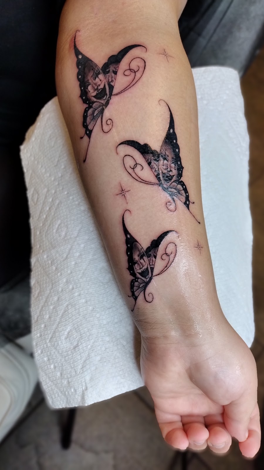 Chapman Avenue Tattoo | 1333 E Chapman Ave, Fullerton, CA 92831, USA | Phone: (714) 773-9261