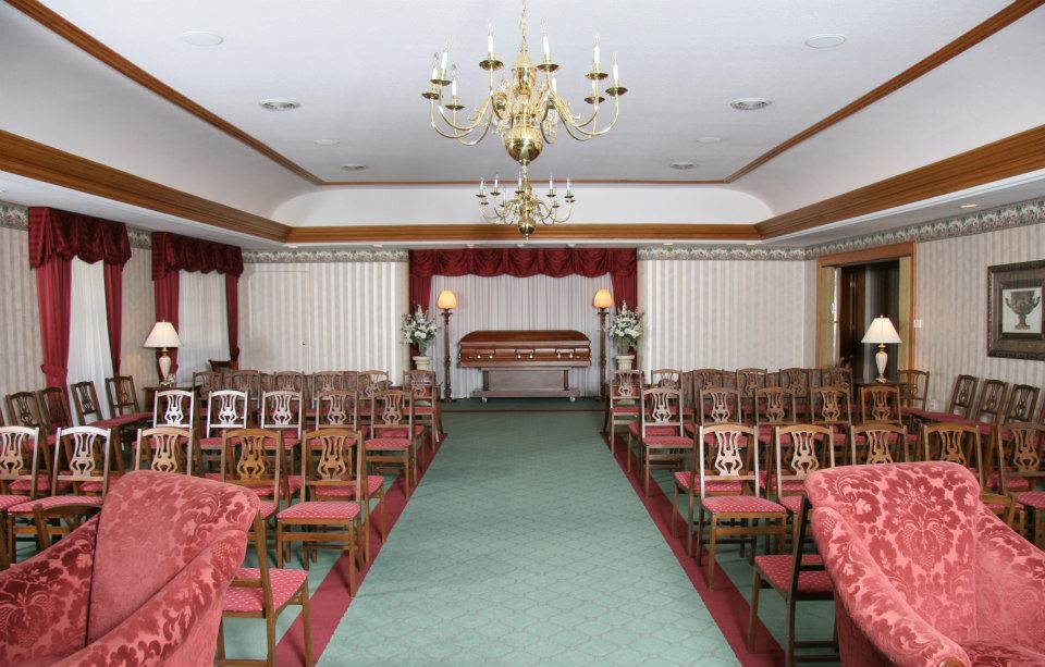 Mitchell-Jerdan Funeral Home Ltd. | 1200 Wabash Ave, Mattoon, IL 61938, United States | Phone: (217) 234-8828