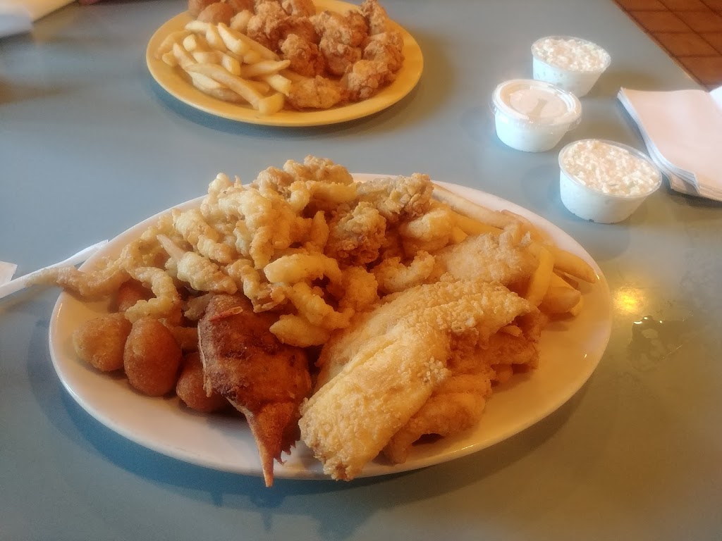 Libby Hill Seafood Restaurants | 1629 Freeway Dr., Reidsville, NC 27320 | Phone: (336) 342-2939