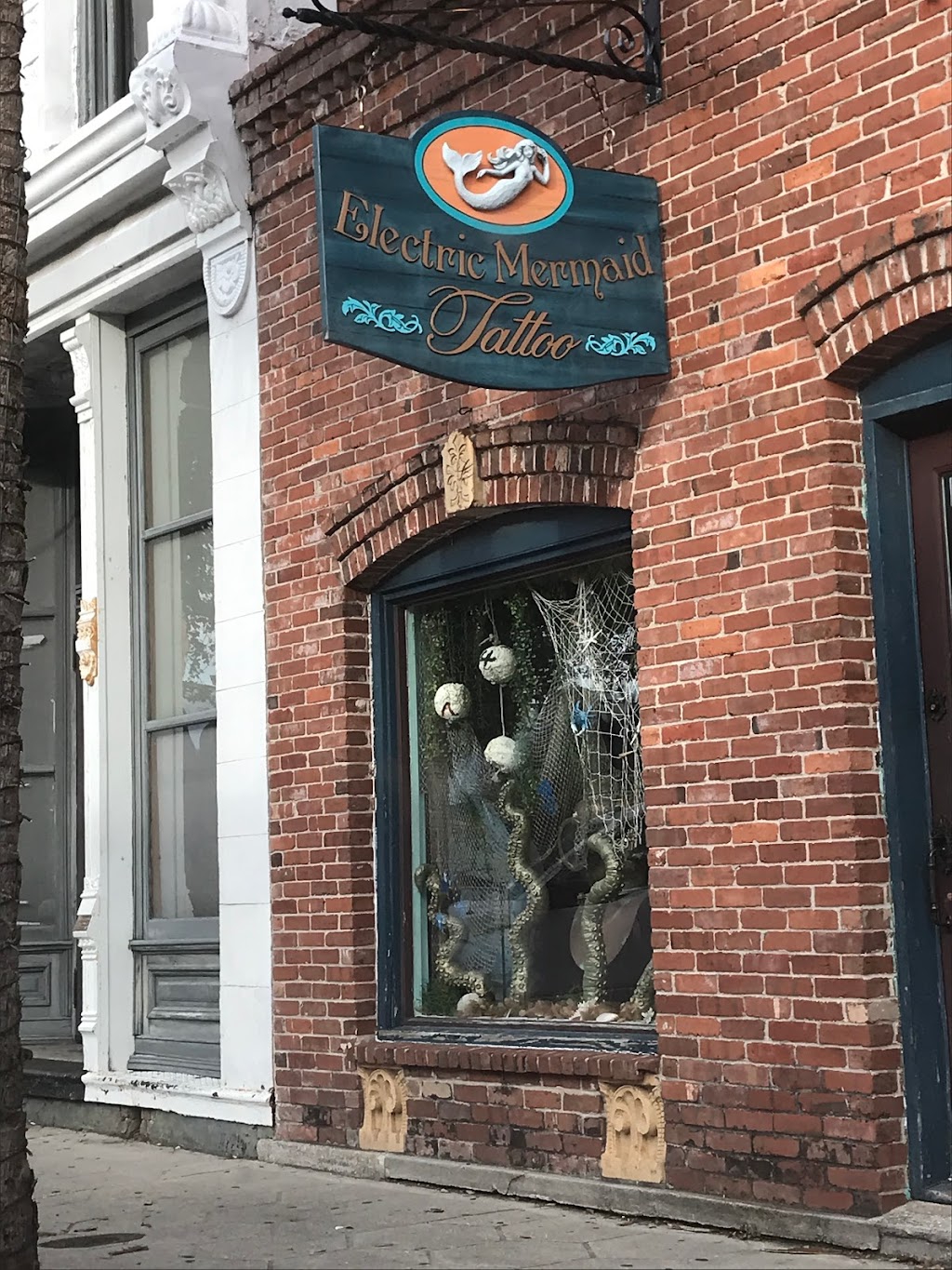 Electric Mermaid Tattoo | 8 N 2nd St, Fernandina Beach, FL 32034, USA | Phone: (904) 432-8306