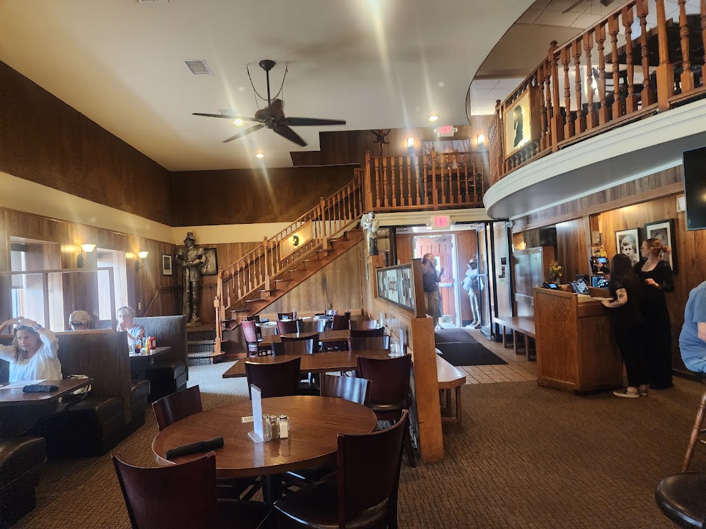 Knights Steakhouse | 2324 Dexter Ave, Ann Arbor, MI 48103, USA | Phone: (734) 665-8644