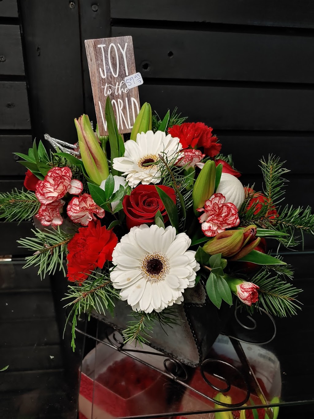 Buds & Blooms at Enumclaw | 1409 Griffin Ave, Enumclaw, WA 98022, USA | Phone: (360) 825-5321
