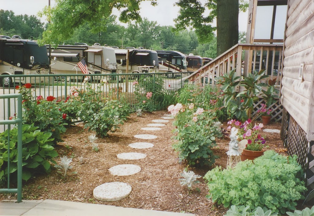 Sundermeier RV Park | 111 Transit St, St Charles, MO 63301, USA | Phone: (636) 940-0111