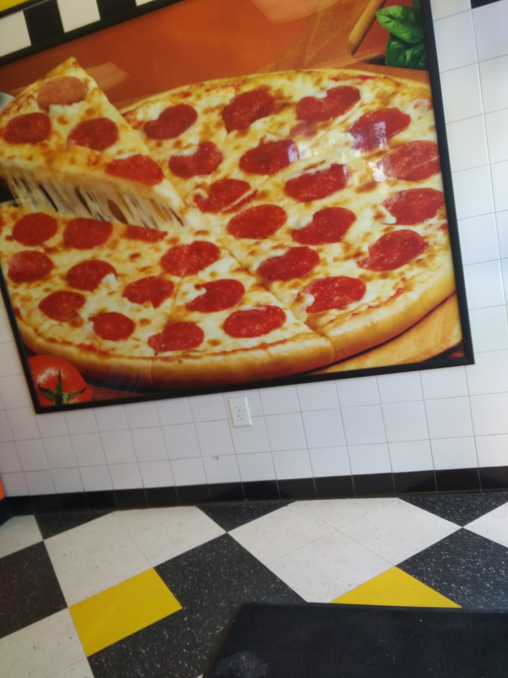 Little Caesars Pizza | 3100 N Demaree St, Visalia, CA 93291, USA | Phone: (559) 636-1900