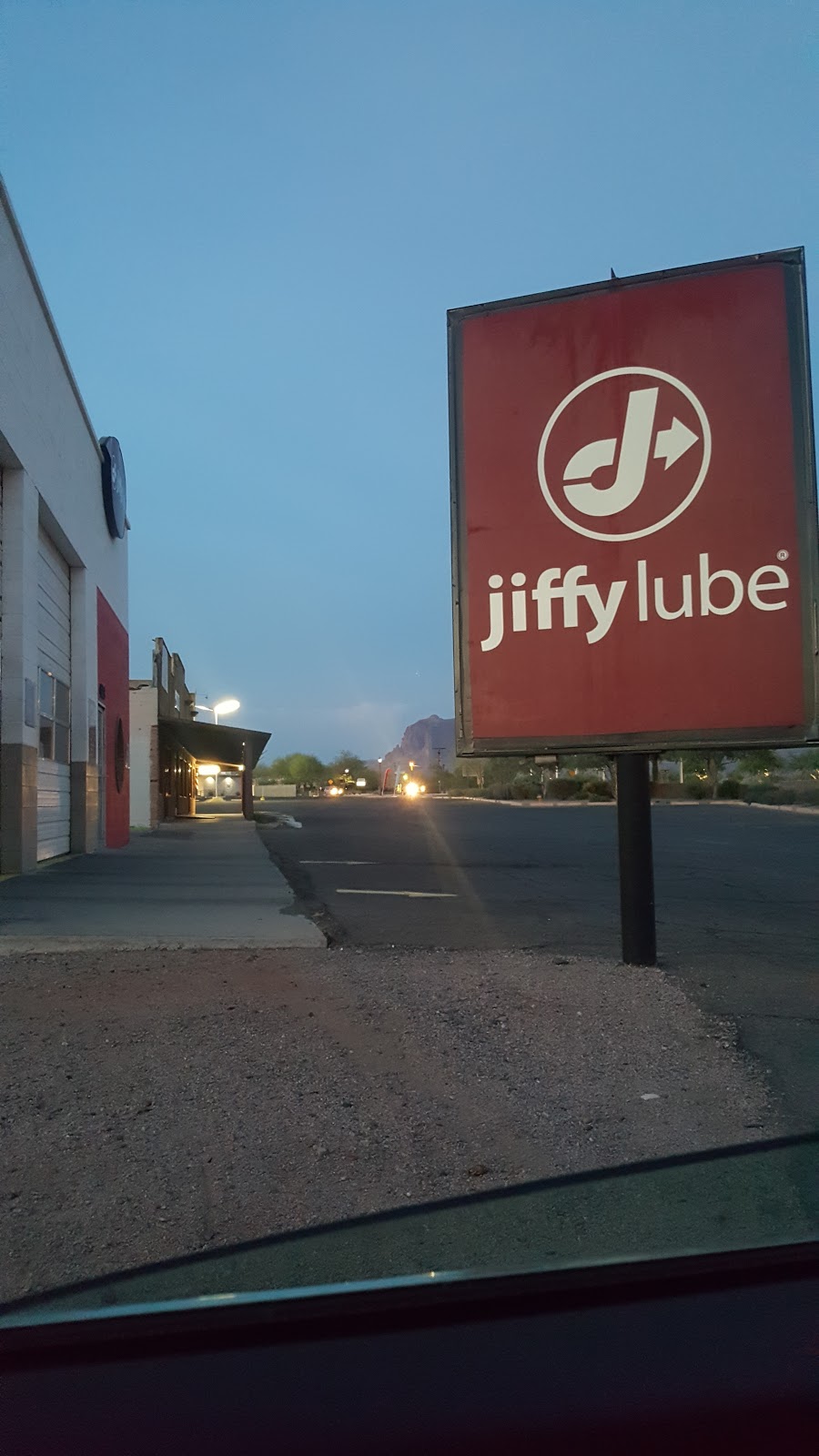 Jiffy Lube | 428 W Apache Trail, Apache Junction, AZ 85120, USA | Phone: (480) 983-7221