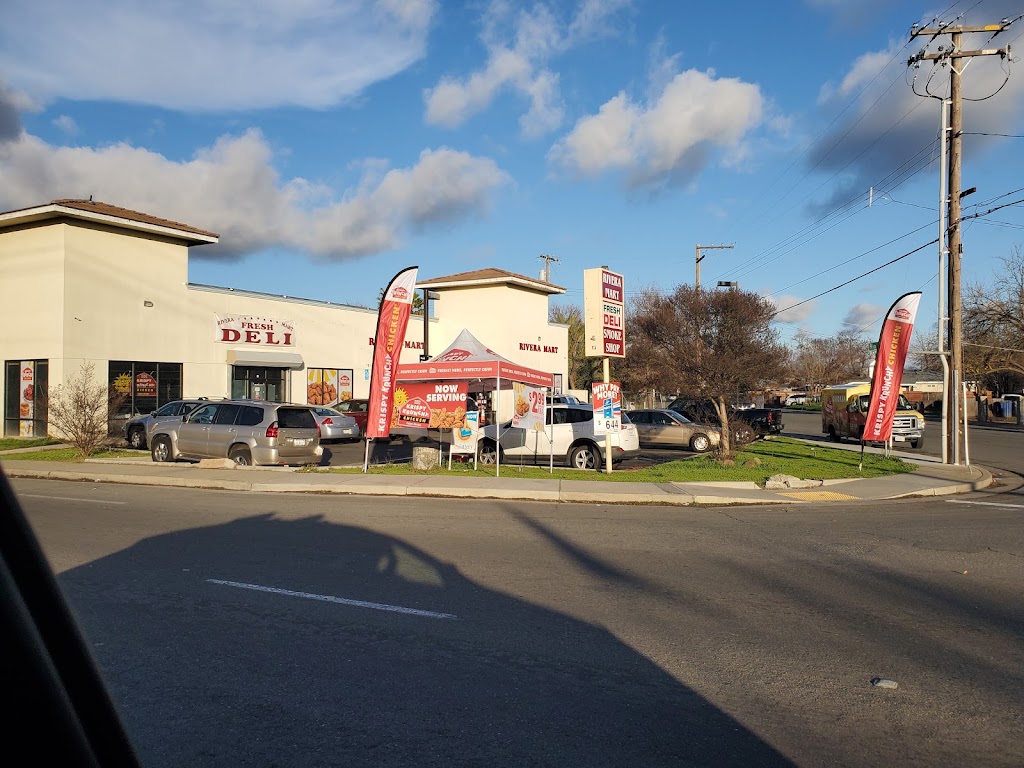 Krispy Krunchy Chicken @Rivera Mart | 907 Rivera Dr, Sacramento, CA 95838, USA | Phone: (916) 922-2537