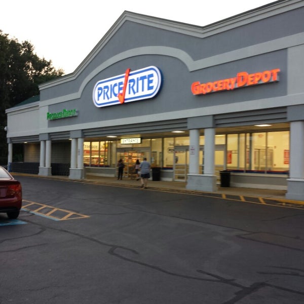 Price Rite Marketplace of Garfield | 59 Outwater Ln, Garfield, NJ 07026, USA | Phone: (862) 225-9717