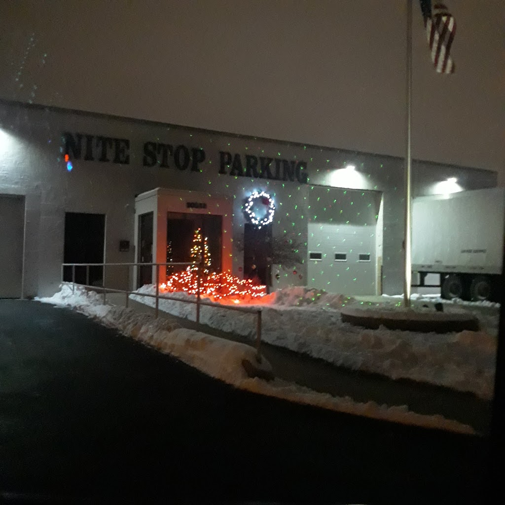 NITE STOP PARKING | 10500 W Glenbrook Ct, Milwaukee, WI 53224, USA | Phone: (262) 206-1770