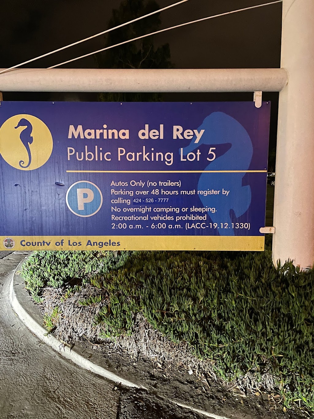 Parking | 4545 Admiralty Way, Marina Del Rey, CA 90292, USA | Phone: (310) 821-1081