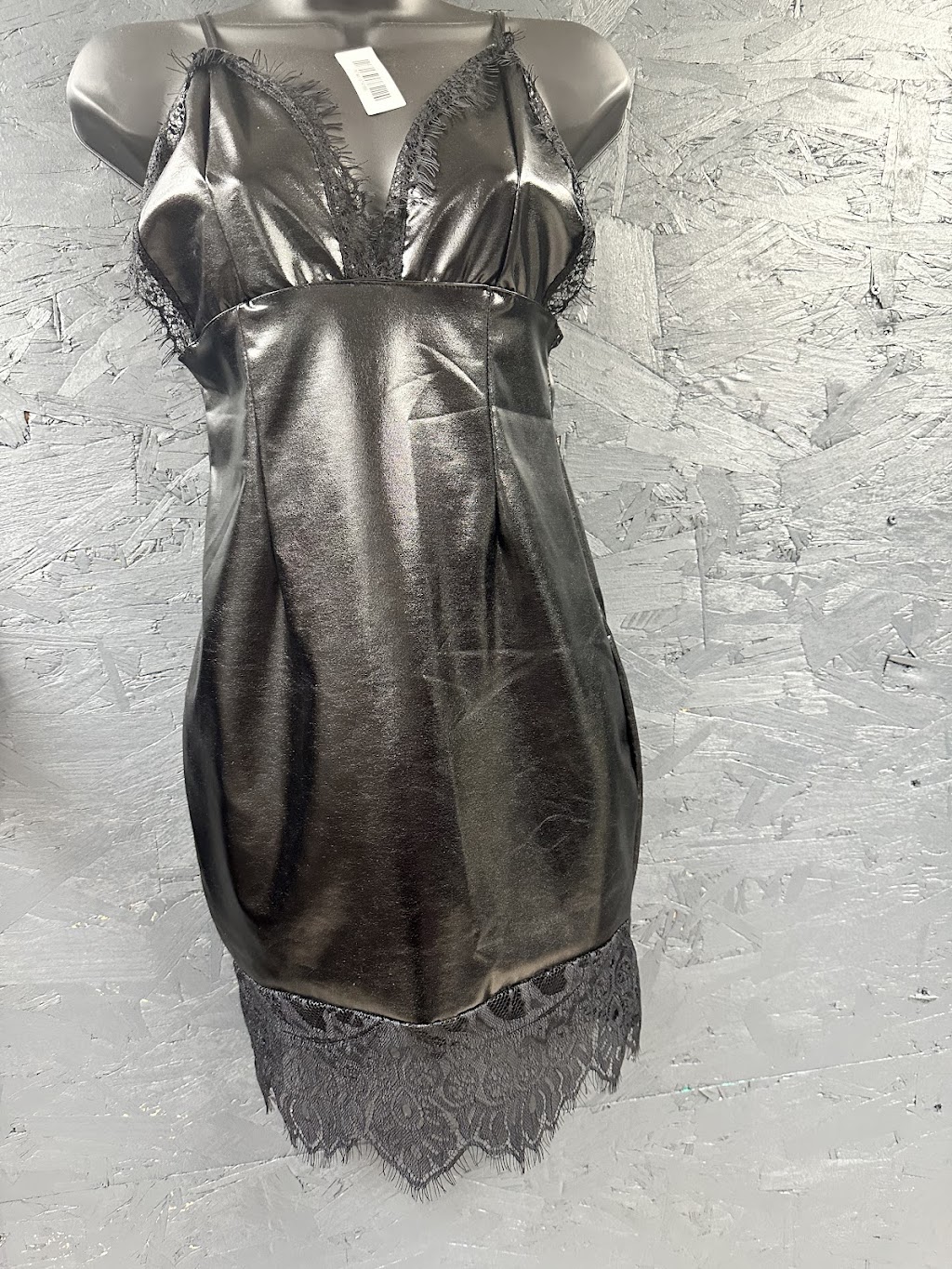 Nthroned Boutique | 4741 E Lancaster Ave, Fort Worth, TX 76103, USA | Phone: (682) 540-4950