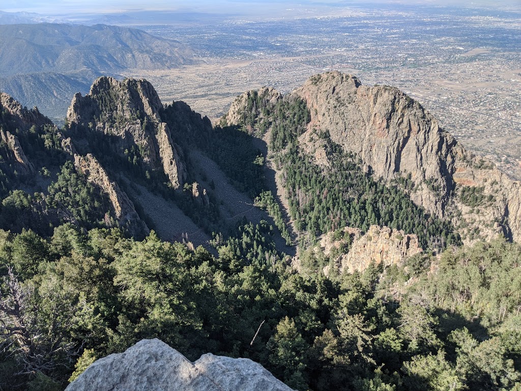 La Luz Trailhead | Forest Service 333 Rd, Albuquerque, NM 87122 | Phone: (505) 281-3304